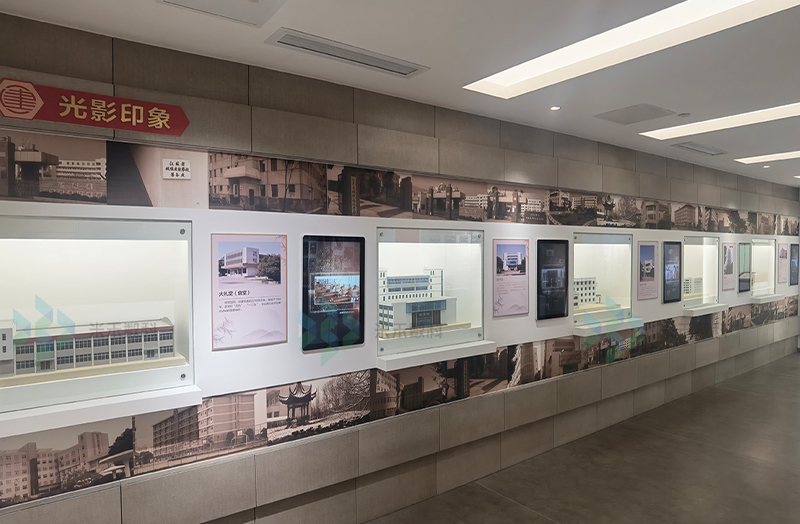 城建院校史館一角