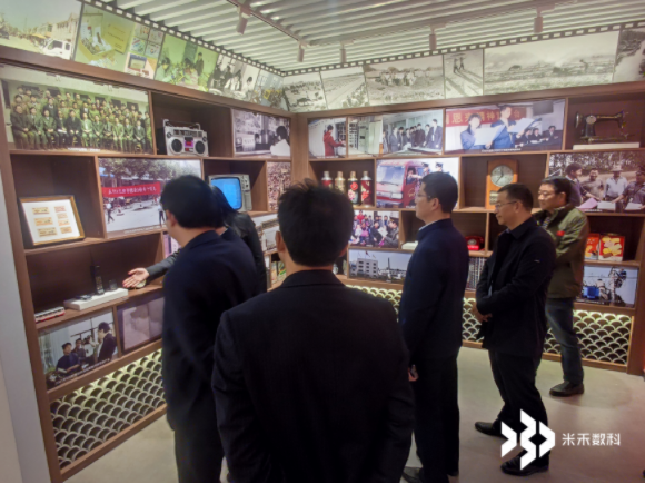 憲法宣教館多媒體互動總理電話