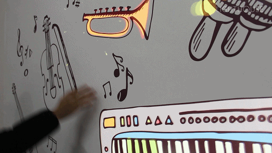 霍格沃茲互動(dòng)音樂墻