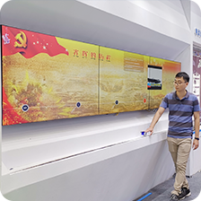 聯(lián)動滑軌屏