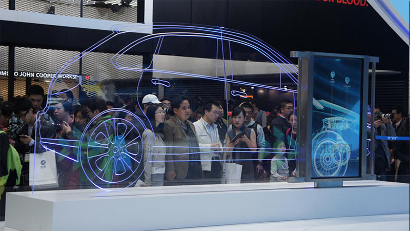 產(chǎn)品介紹滑軌屏展示